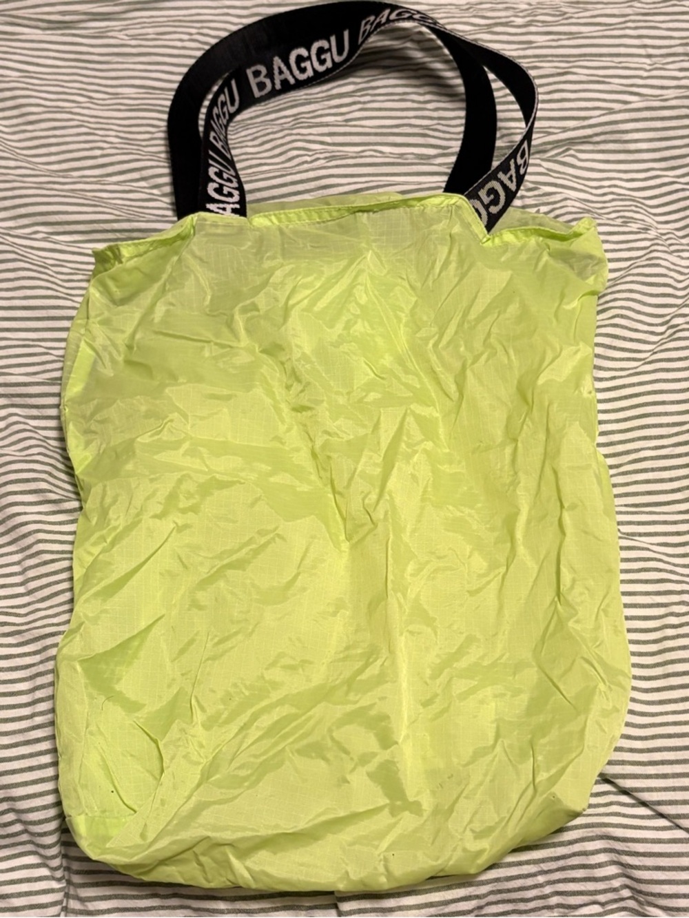 BAGGU Neon Yellow Ripstop Tote with Logo Strap